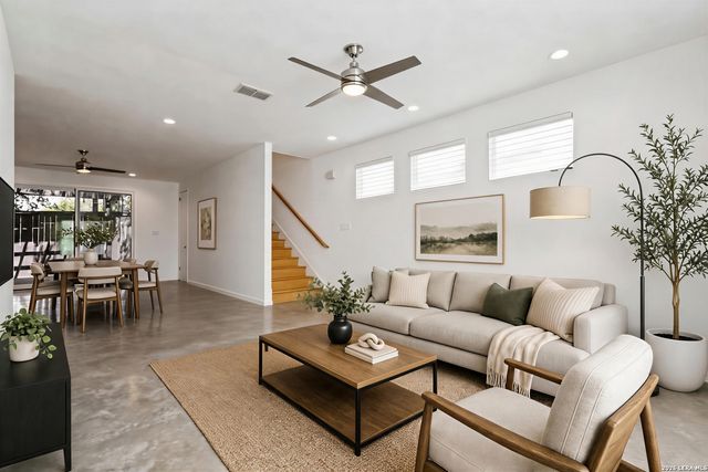 402 Everest, San Antonio, TX 78209