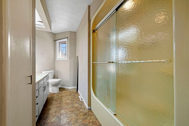 6466 Thorncrest Drive, Rockford, IL 61109