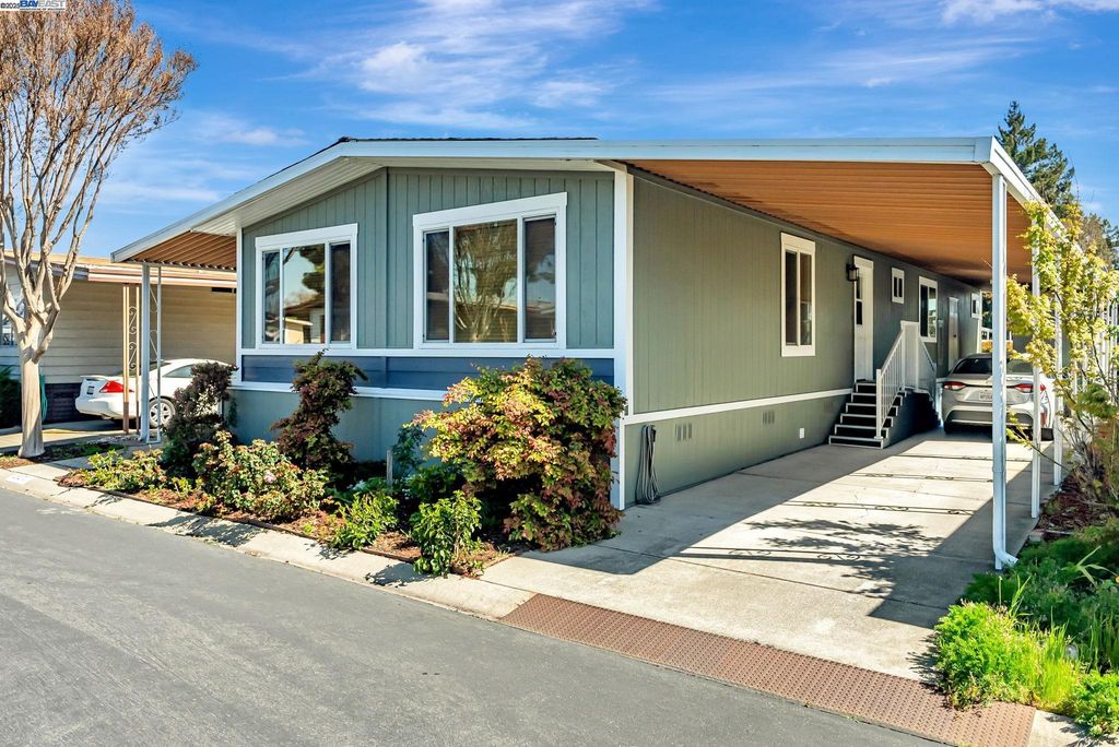 29270 Sandburg Way 234, Hayward, CA 94544