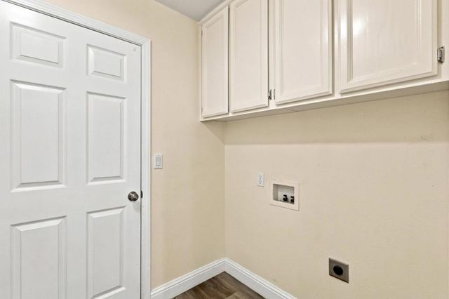 8947 Giant Panda Drive, Sacramento, CA 95829