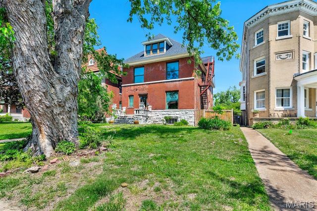 5109 Waterman Boulevard, St Louis, MO 63108