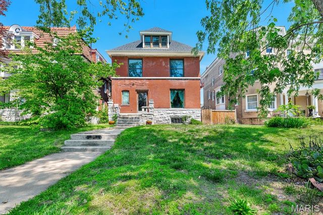 5109 Waterman Boulevard, St Louis, MO 63108