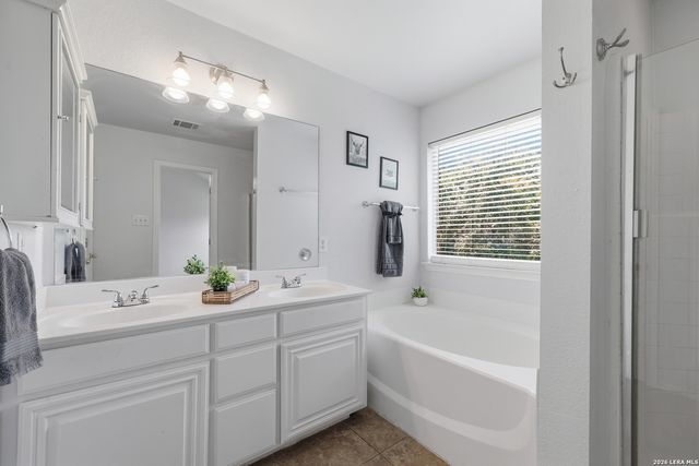 9646 EMERALD PL, San Antonio, TX 78245