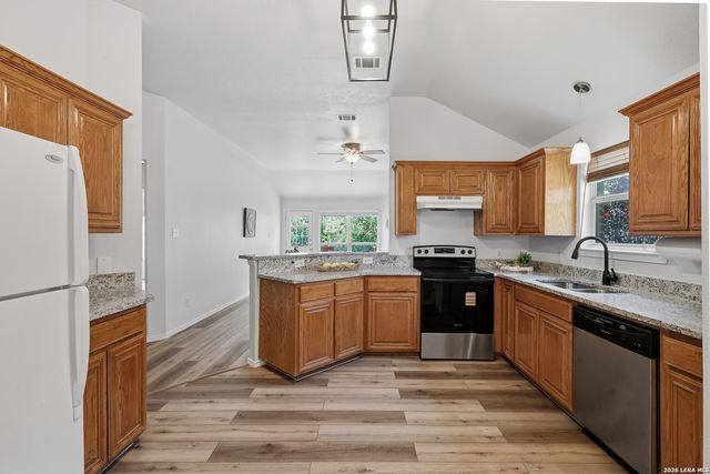 9646 EMERALD PL, San Antonio, TX 78245