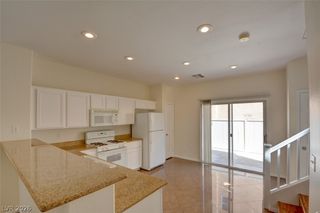 11119 African Sunset Street, Henderson, NV 89052