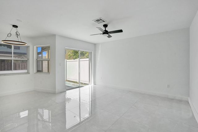 9740 SW 14TH Street, Pembroke Pines, FL 33025
