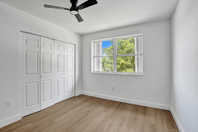 9740 SW 14TH Street, Pembroke Pines, FL 33025