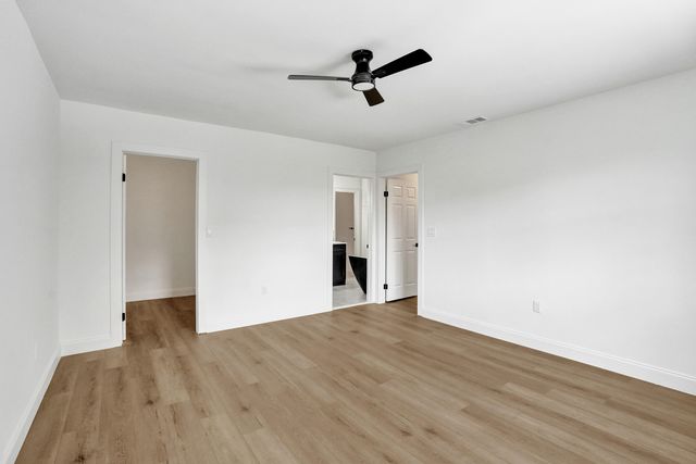 9740 SW 14TH Street, Pembroke Pines, FL 33025