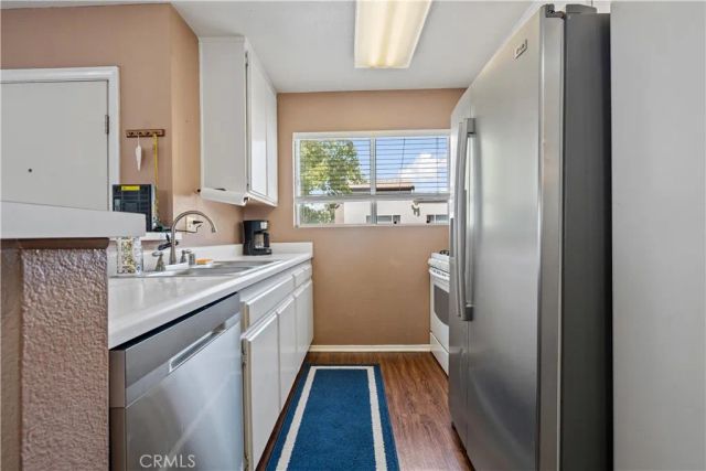 21305 Nandina Lane 201, Newhall, CA 91321