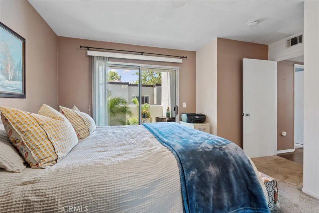 21305 Nandina Lane 201, Newhall, CA 91321