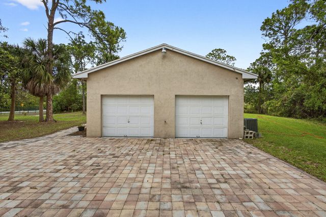 16932 Okeechobee Boulevard, The Acreage, FL 33470