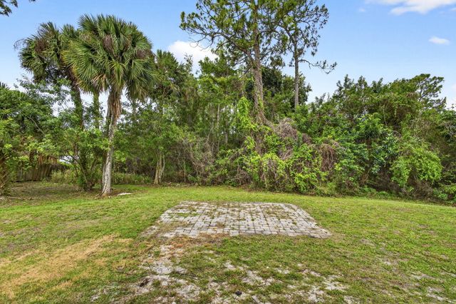16932 Okeechobee Boulevard, The Acreage, FL 33470