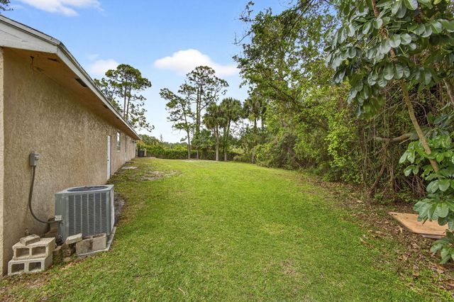 16932 Okeechobee Boulevard, The Acreage, FL 33470