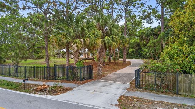 16932 Okeechobee Boulevard, The Acreage, FL 33470