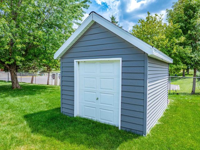 3008 29th Avenue NE, Saint Anthony, MN 55418