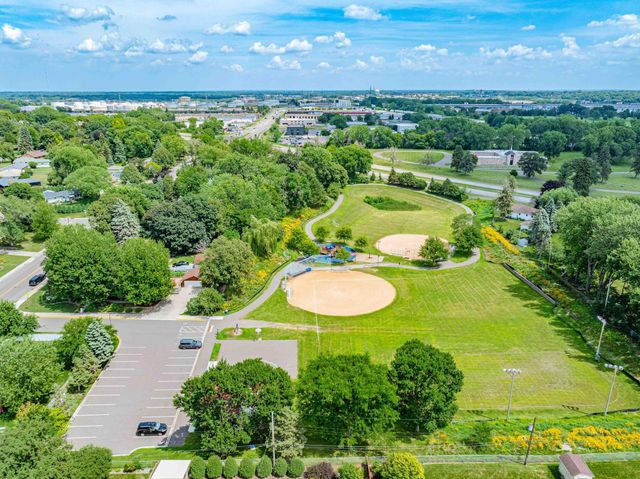 3008 29th Avenue NE, Saint Anthony, MN 55418