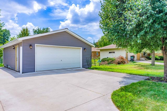 3008 29th Avenue NE, Saint Anthony, MN 55418