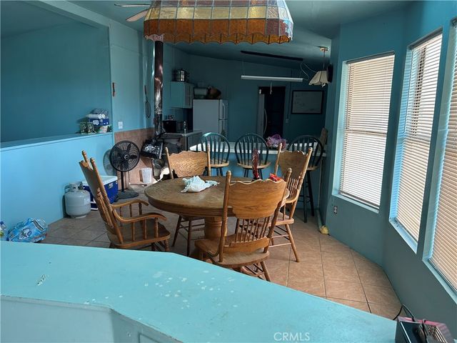 40694 Mountain View Road, Newberry Springs, CA 92365