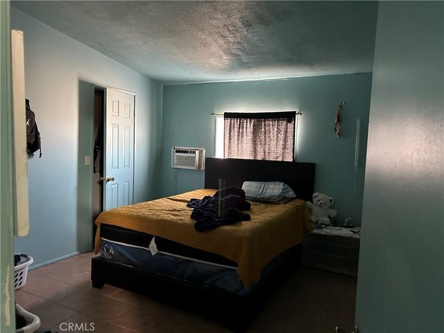 40694 Mountain View Road, Newberry Springs, CA 92365