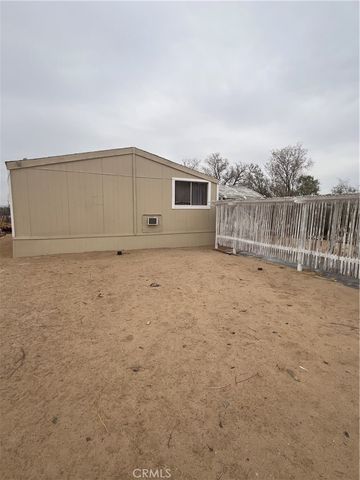 40694 Mountain View Road, Newberry Springs, CA 92365