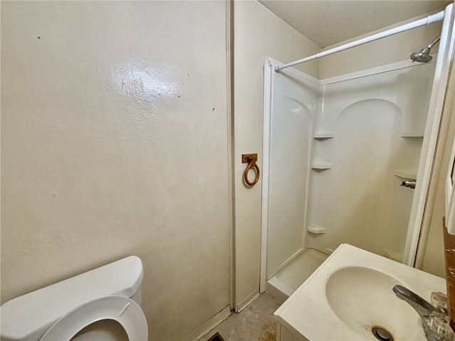 700 Market St, Darlington, PA 16115