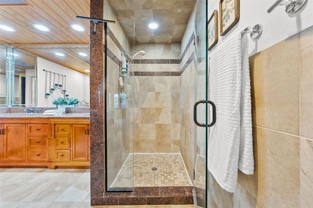 17301 ESTES ROAD, Lutz, FL 33548