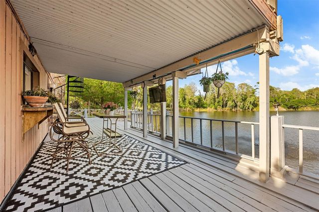 17301 ESTES ROAD, Lutz, FL 33548