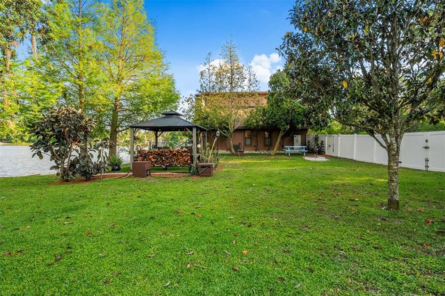 17301 ESTES ROAD, Lutz, FL 33548