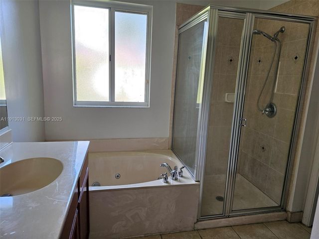 21417 NW 13th CT 509, Miami Gardens, FL 33169