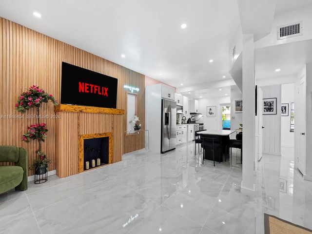 1845 SW 9th St, Miami, FL 33135