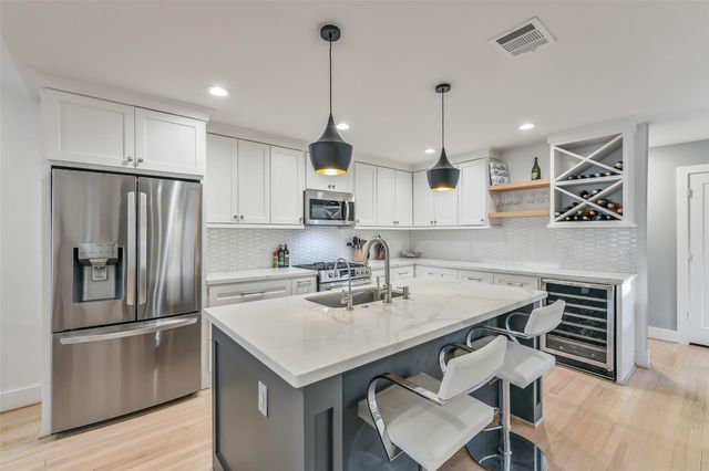 910 Algregg Street, Houston, TX 77009