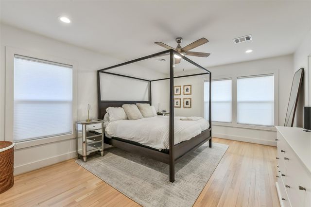 910 Algregg Street, Houston, TX 77009