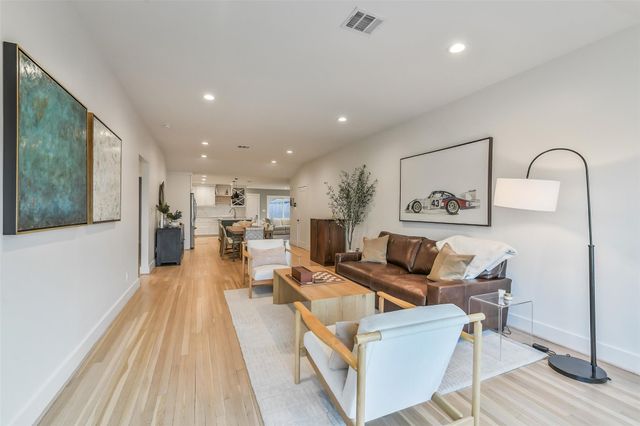 910 Algregg Street, Houston, TX 77009