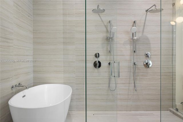 8765 SW 175th St, Palmetto Bay, FL 33157