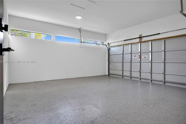 8765 SW 175th St, Palmetto Bay, FL 33157