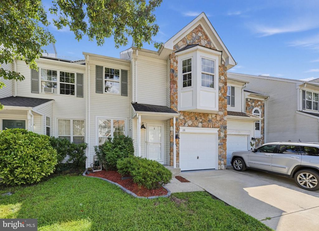 131 THREADLEAF TER, BURLINGTON, NJ 08016 — exterior