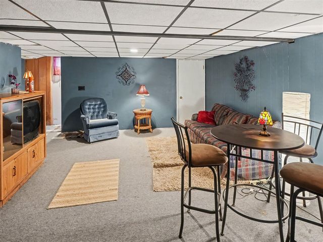 43 Butternut Court, Chelsea, MI 48118