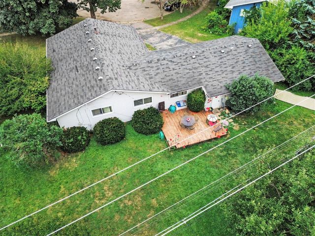 43 Butternut Court, Chelsea, MI 48118