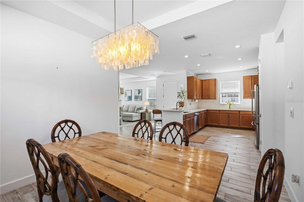 Image 23 of property listing at 5868 SEMOLINO STREET, Nokomis, FL 34275