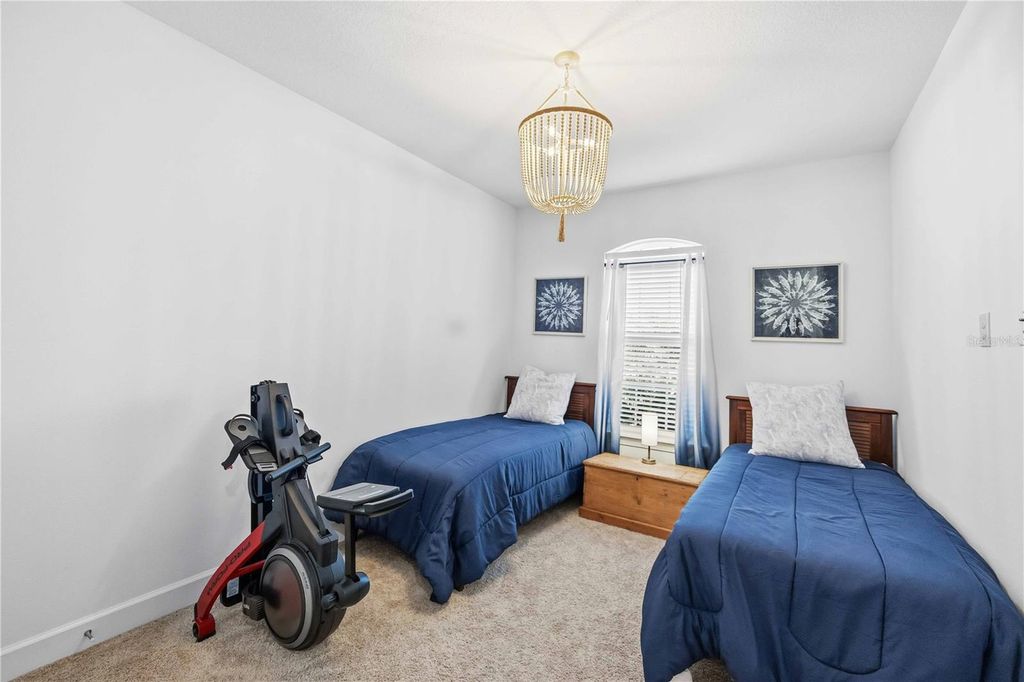 Image 33 of property listing at 5868 SEMOLINO STREET, Nokomis, FL 34275