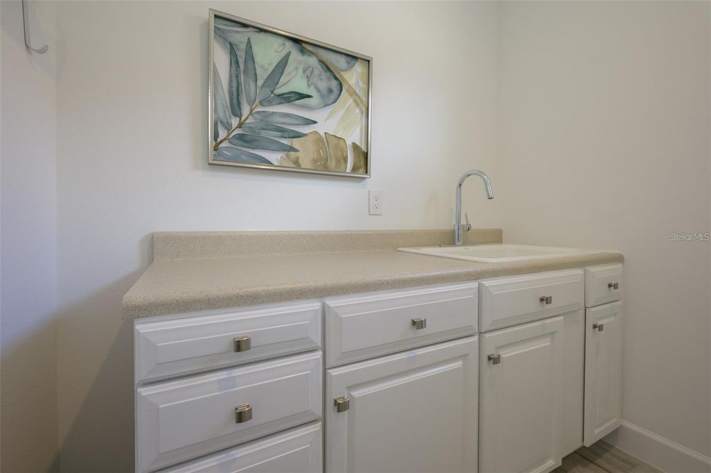 Image 35 of property listing at 5868 SEMOLINO STREET, Nokomis, FL 34275