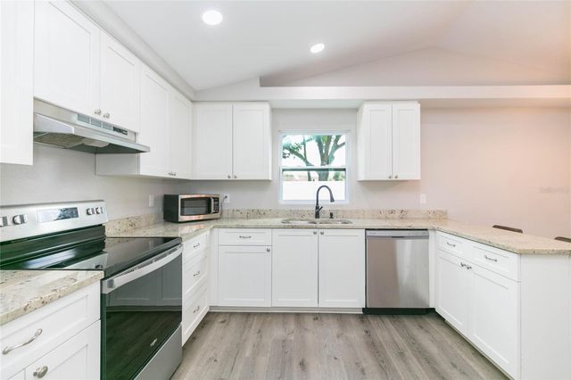 39147 6TH AVENUE, Zephyrhills, FL 33542