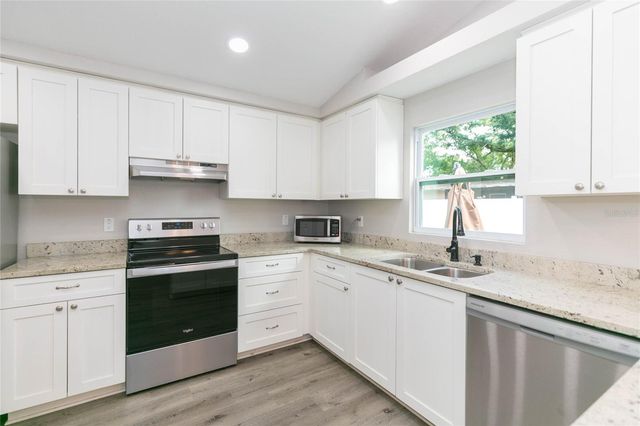 39147 6TH AVENUE, Zephyrhills, FL 33542