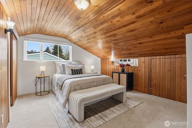 11515 25th Avenue NE, Seattle, WA 98125