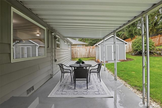 11515 25th Avenue NE, Seattle, WA 98125