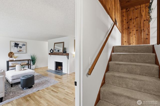 11515 25th Avenue NE, Seattle, WA 98125