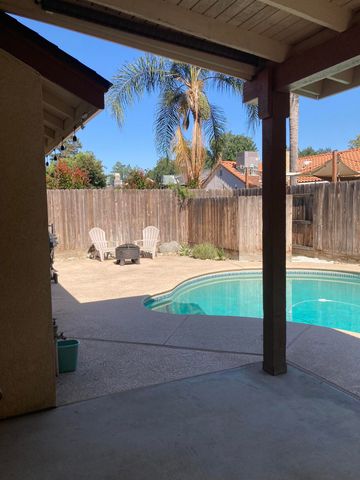 5948 W Crowley Avenue, Visalia, CA 93291