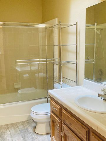 5948 W Crowley Avenue, Visalia, CA 93291