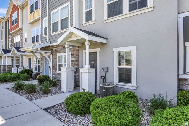 659 E 380 N, Vineyard, UT 84059