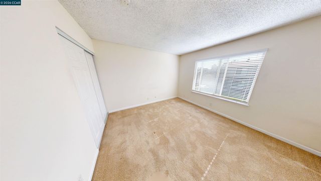 26 El Capitan Ln, Antioch, CA 94509